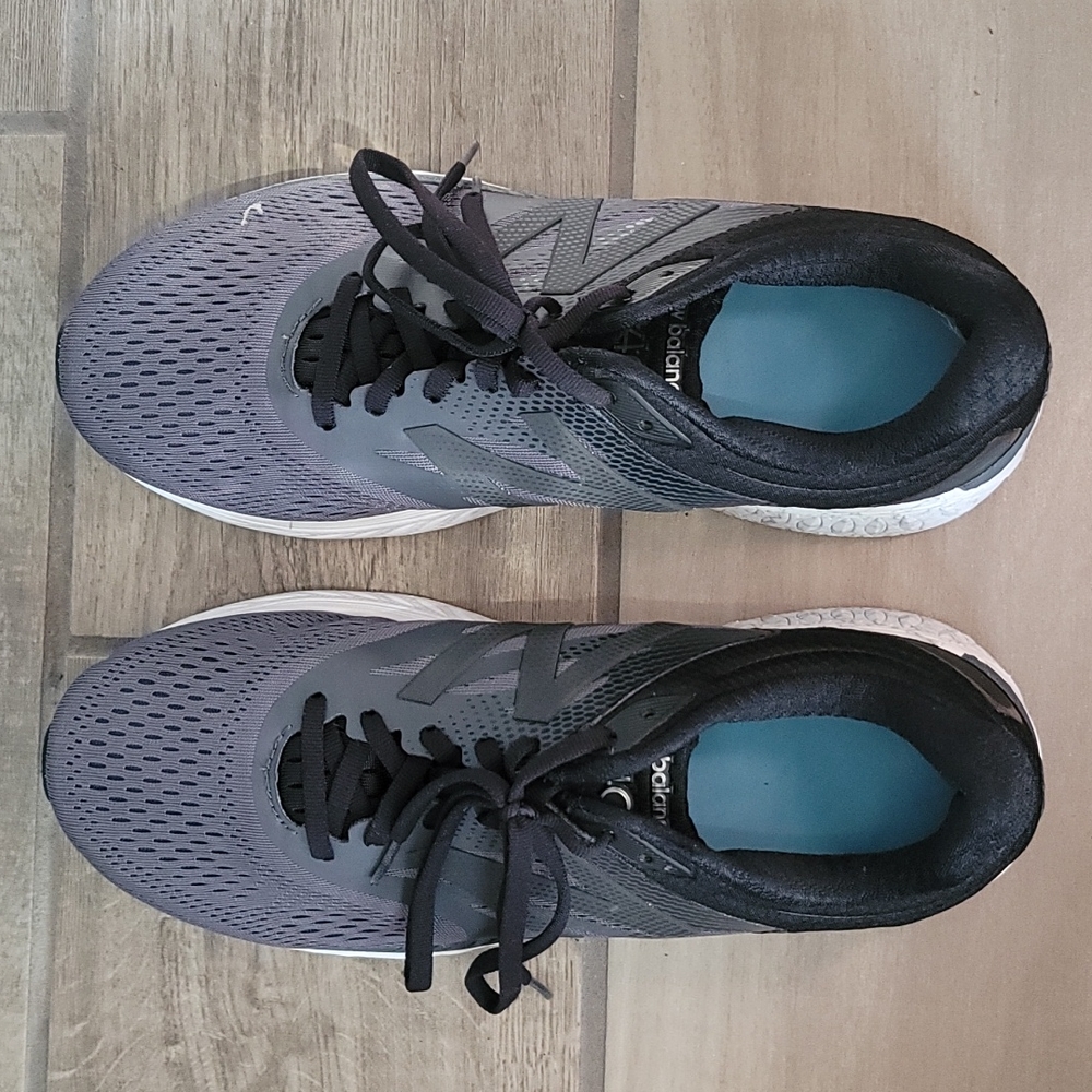 New Balance 940v4 Women's shoe in size 11 (2E) Extra Wide
